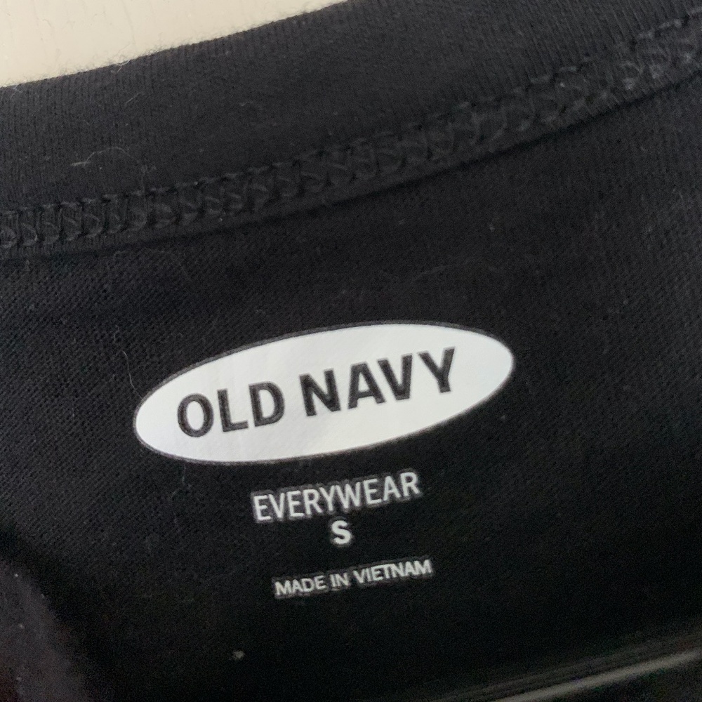 Old Navy Everywear Crew Neck Tee (S)